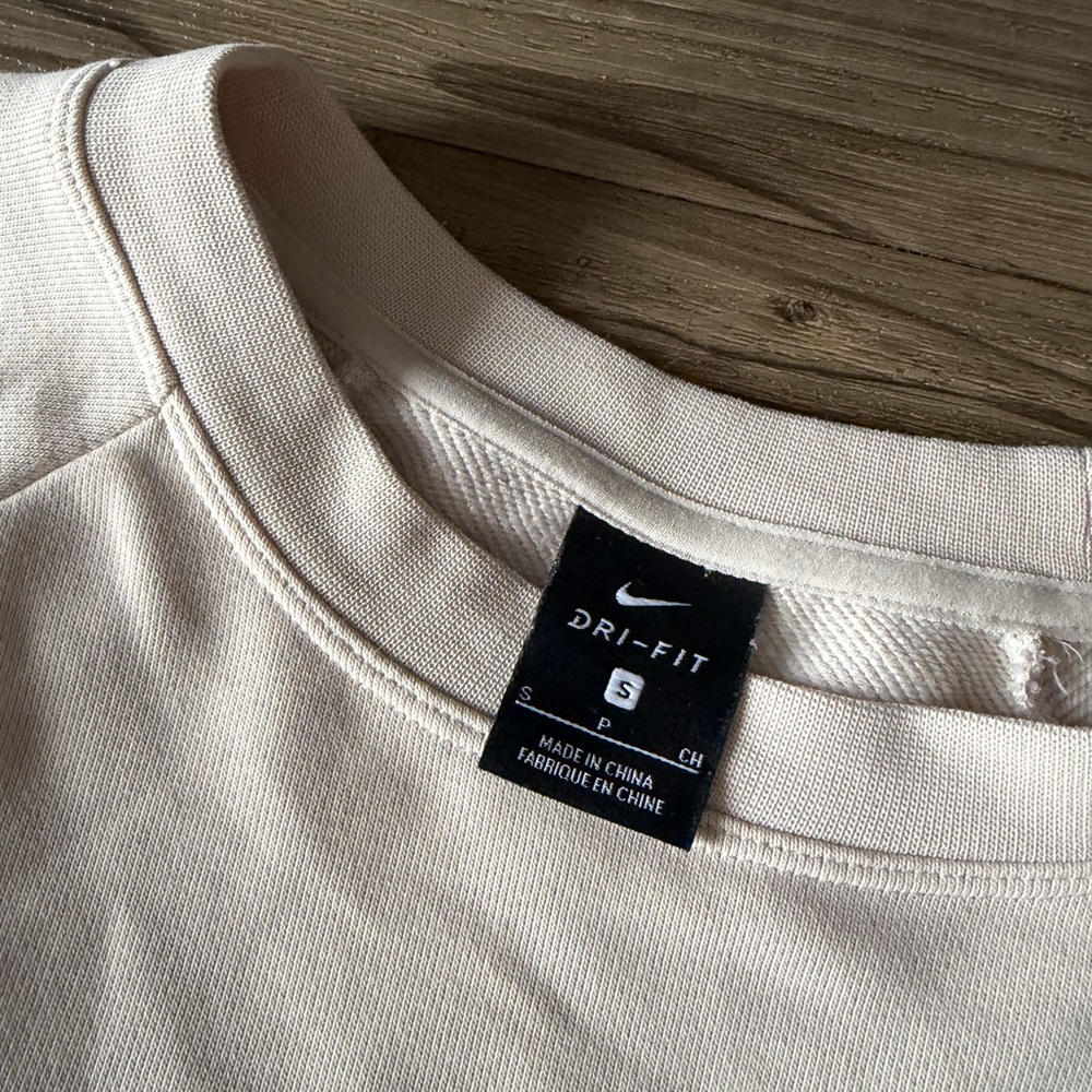 Nike Cream Long Sleeve - Picture 7 of 9